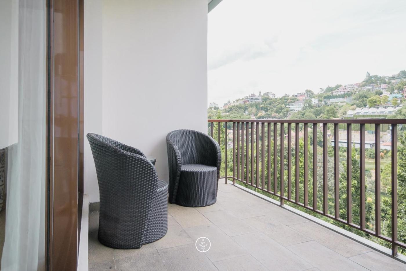Chamomile Hill View 6 Bedrooms With A Private Swimming Pool * Bandung